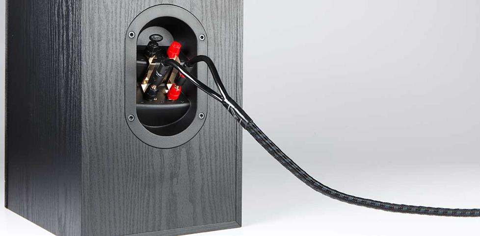 Buy spaeker wire Canada from PrimeCables
