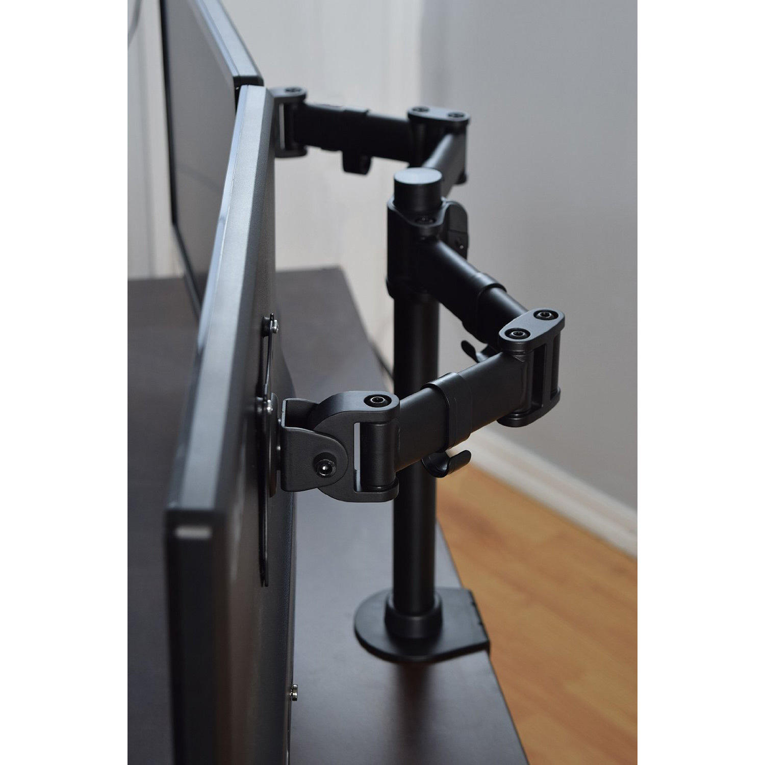 dual LCD monitor desk mount