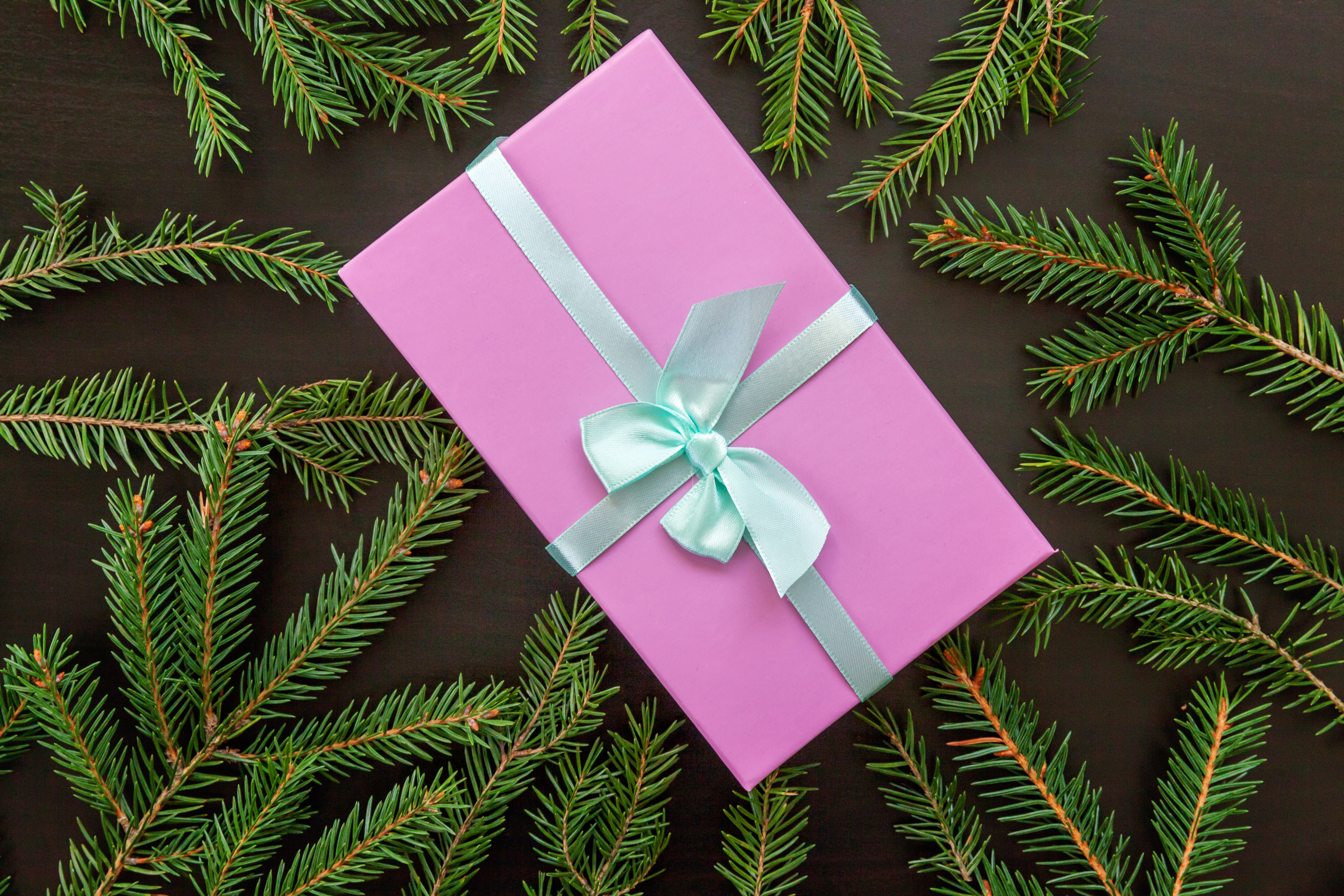 9 Unique Christmas Gifts For Your Friends